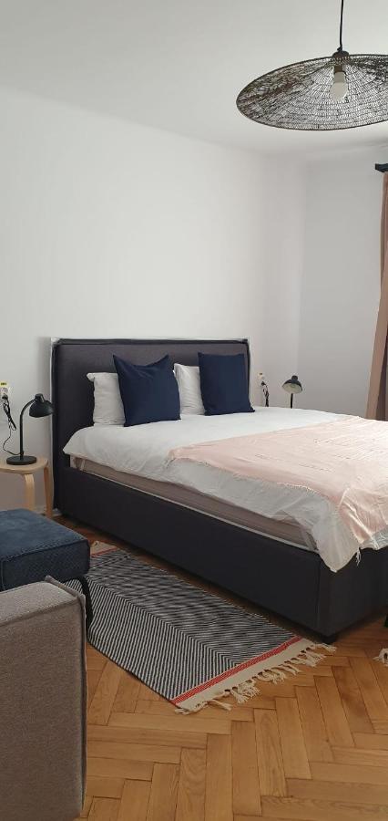 The Pines Serviced Apartments Braşov Eksteriør bilde
