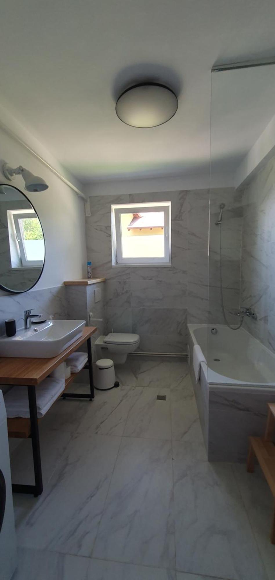 The Pines Serviced Apartments Braşov Eksteriør bilde